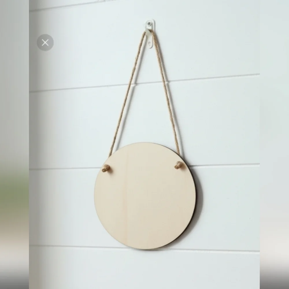 Amazon mounting typewall